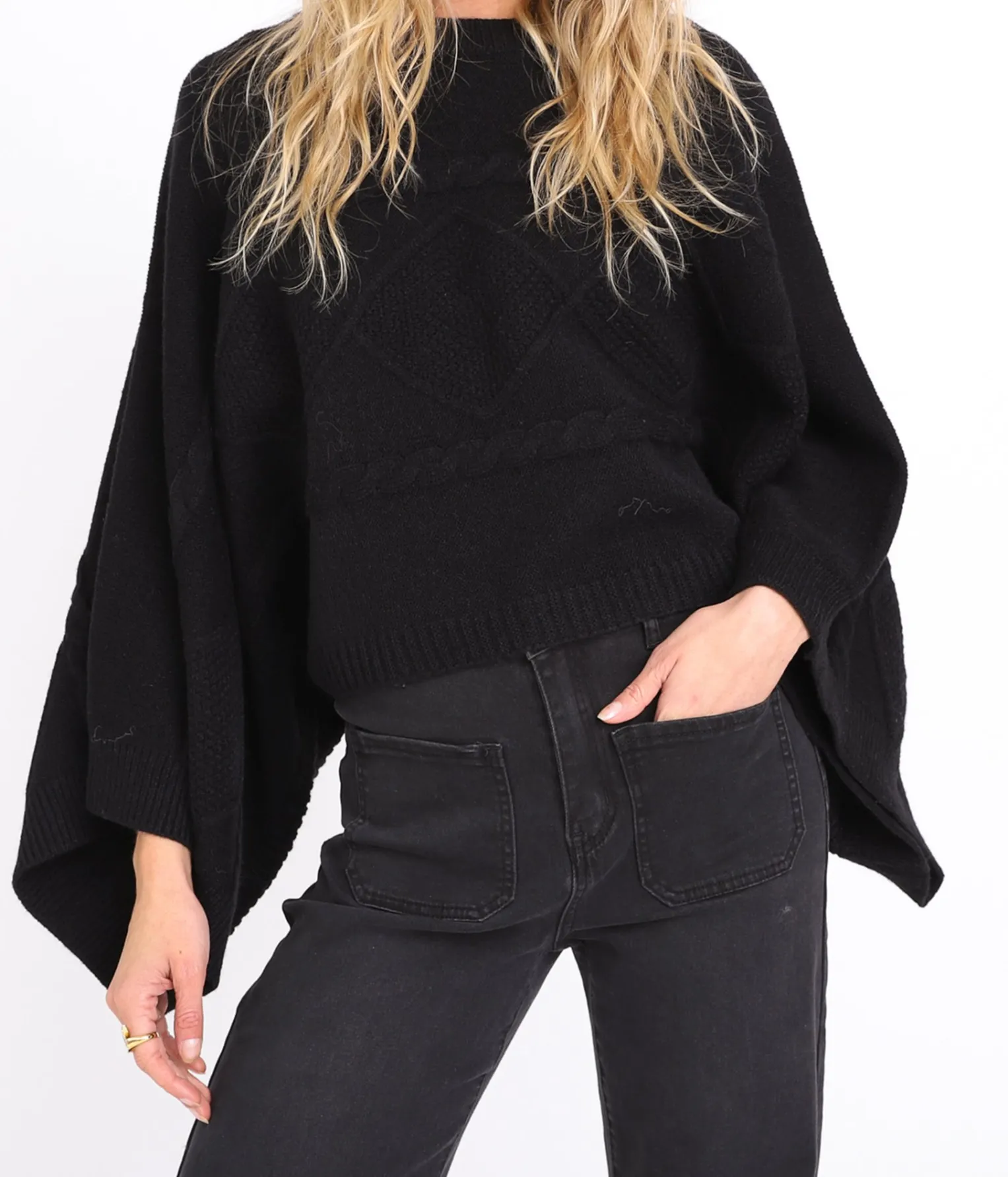 EDJI Pull cape Marlon* Mailles