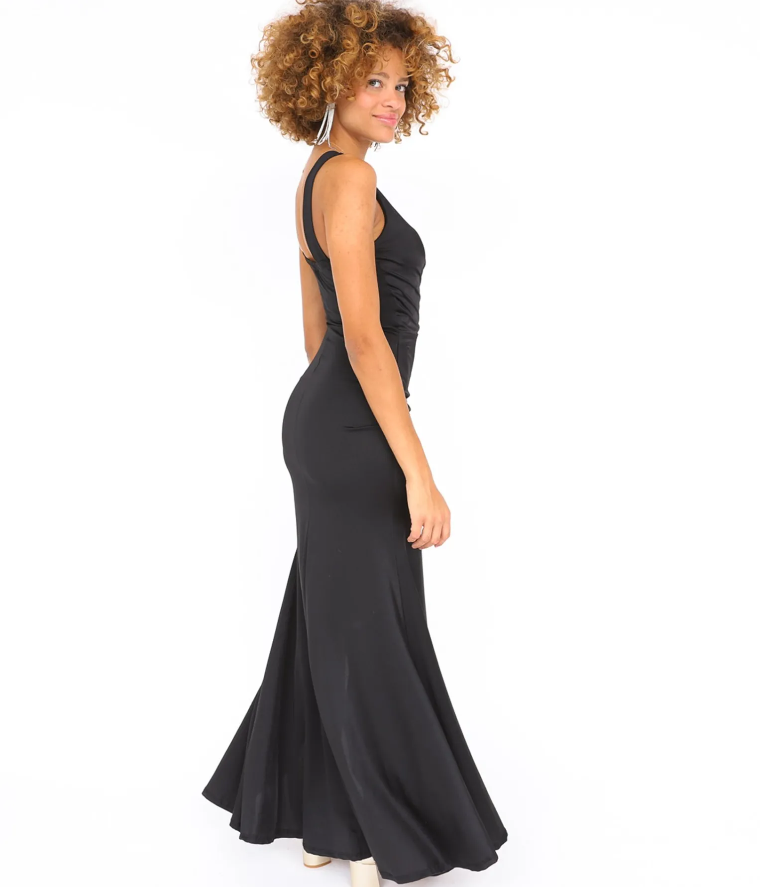 EDJI Robe longue asymétrique Lahna* Robes